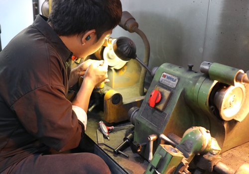 "liquid silicone rubber molding cleanroom production"